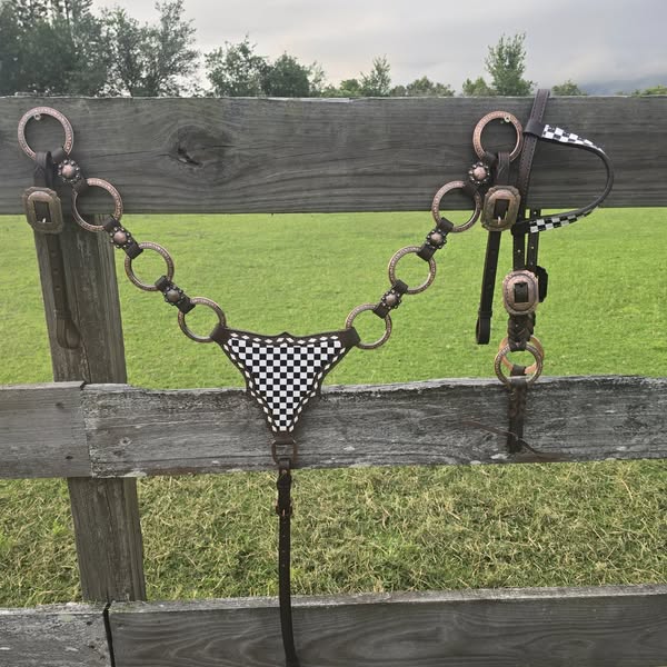 Checkered print rings set