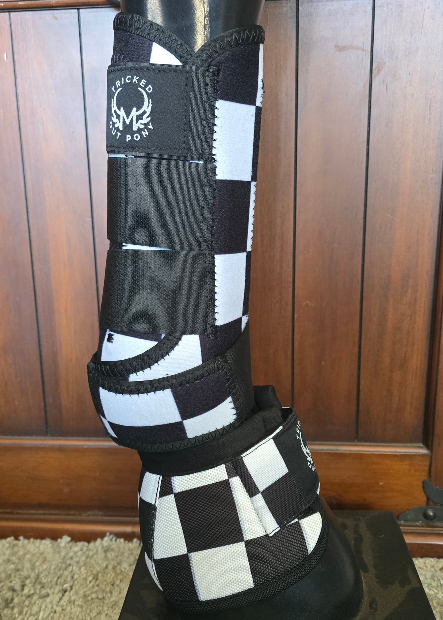 Patterned double velcro boots