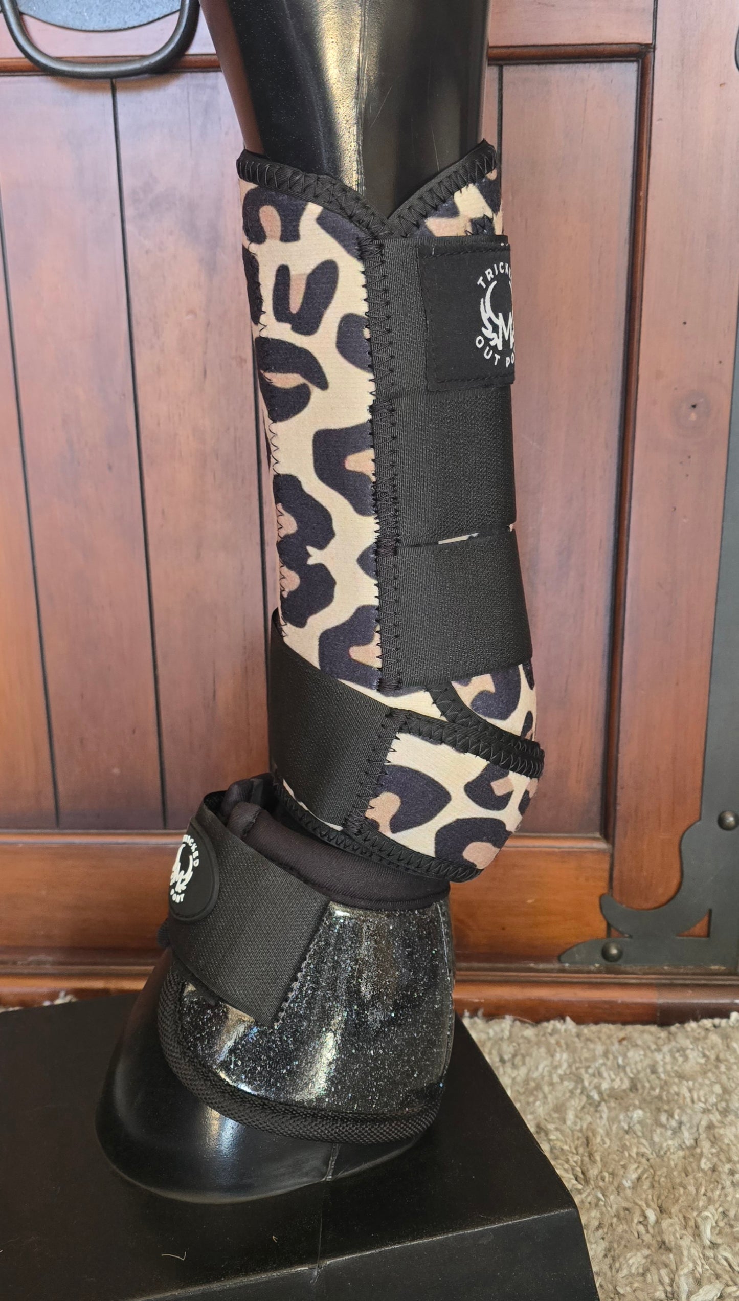 Patterned double velcro boots